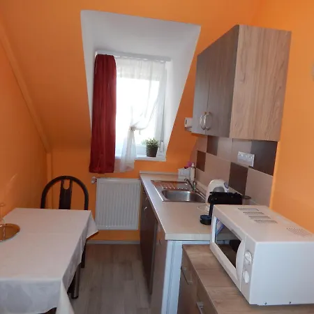 Apartment Gronay Apartmenthouse Eger