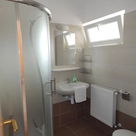 Gronay Apartmenthouse Apartment Eger