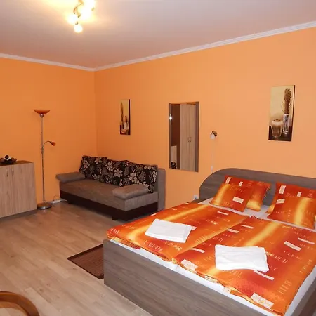 Gronay Apartmenthouse Apartment Eger