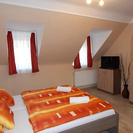 Apartment Gronay Apartmenthouse Eger