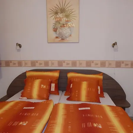 Διαμέρισμα Gronay Apartmenthouse Έγκερ
